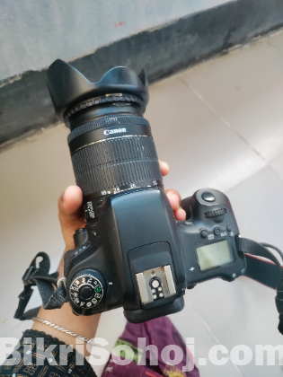 Canon 8000D with Kit Lens and Zoom Lens for Sale